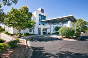 Motel 6-Brooklyn Center, MN - Minneapolis